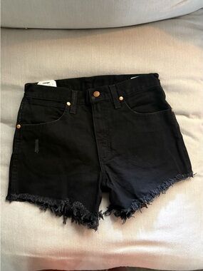 NWT WRANGLER Black Frayed Hem Women's Denim Shorts